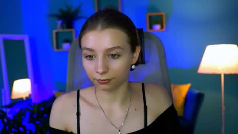 juliedaniel online show from October 2025 04:31:01 AM