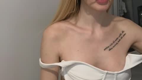 Julia online show from February 2025 11:55:02 PM