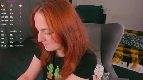 Snapshot of juliet_schoolgirl chatting on October 2025 07:36:02 PM Juliet online show from October 2025 07:36:02 PM