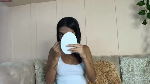 Juli online show from January 2025 12:35:01 PM