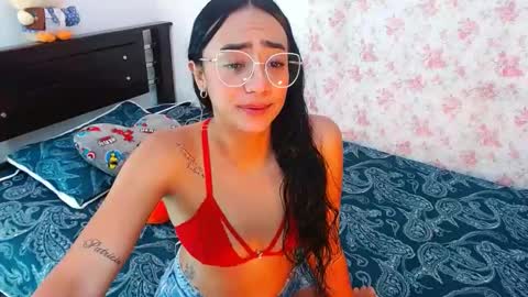 Snapshot of julieta_art1 chatting on January 2025 09:41:01 PM julieta art1 online show from January 2025 09:41:01 PM