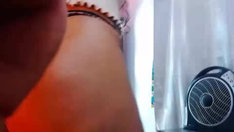 Snapshot of julieta_art1 chatting on March 2025 12:58:02 AM julieta art1 online show from March 2025 12:58:02 AM
