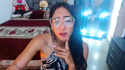 Snapshot of julieta_art1 chatting on March 2025 11:15:01 PM julieta art1 online show from March 2025 11:15:01 PM
