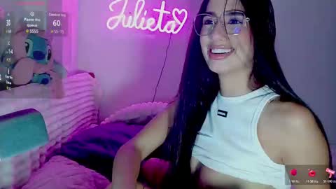 Julieta Duke online show from October 2025 02:30:01 AM