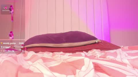 Julieta  IG juietaflower06 online show from December 2024 04:43:02 PM