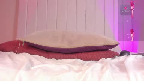 Julieta  IG juietaflower06 online show from January 2025 04:37:02 PM