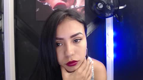 julieta_fn online show from March 2025 12:27:02 PM