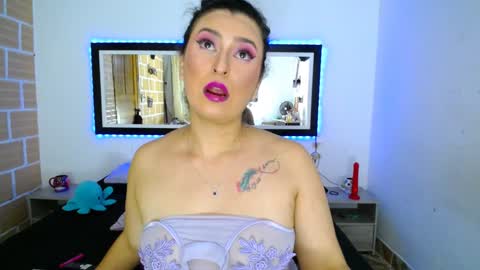 Julieta Rodriguez online show from December 2024 10:19:01 PM