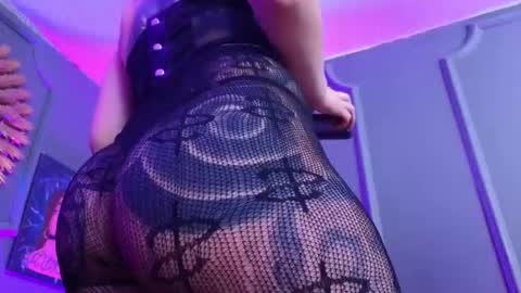  Julieta  online show from December 2024 05:46:01 PM
