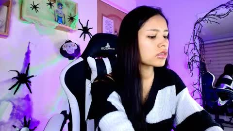 juli online show from October 2025 10:15:01 PM