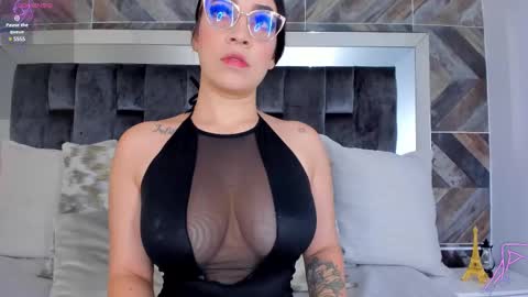 Snapshot of julietawild chatting on March 2025 03:41:01 AM Julieta Wild online show from March 2025 03:41:01 AM