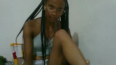 juliexexy online show from February 2025 06:34:02 PM