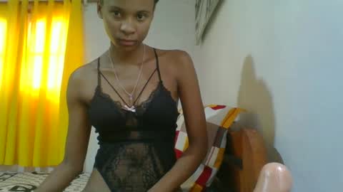 juliexexy online show from February 2025 04:31:01 AM