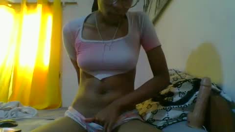 juliexexy online show from March 2025 10:13:02 AM