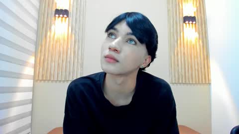 Snapshot of julii_rico chatting on October 2025 04:51:02 PM JULI online show from October 2025 04:51:02 PM