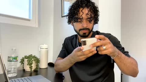 Snapshot of julimo16 chatting on September 2025 10:00:01 PM julimo16 online show from September 2025 10:00:01 PM