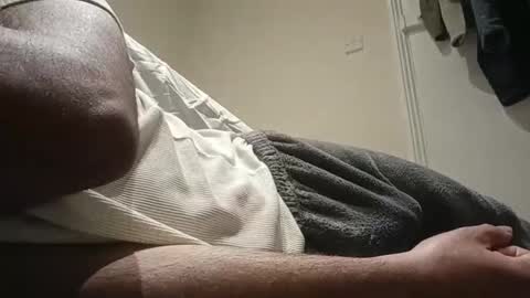 juliusrad online show from October 2025 02:34:01 AM