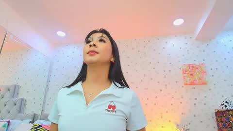 Julieta Reyes   online show from October 2025 11:52:02 AM