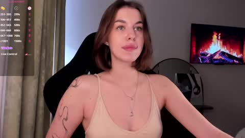 Julia online show from March 2025 12:57:02 PM