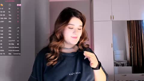 Julie online show from January 2025 12:48:01 PM