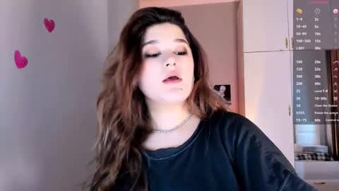 Julie online show from February 2025 08:49:01 AM