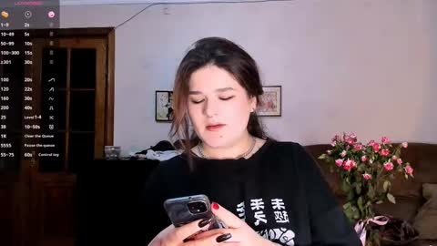 Julie online show from March 2025 02:23:02 PM