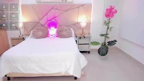 July Adams online show from October 2025 04:53:02 AM