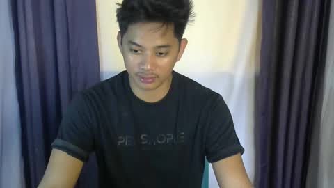 Snapshot of julz_alwayshorny chatting on October 2025 06:10:02 AM call me julz online show from October 2025 06:10:02 AM