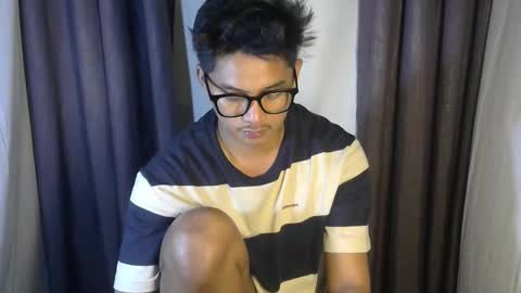 Snapshot of julz_alwayshorny chatting on October 2025 09:24:01 PM call me julz online show from October 2025 09:24:01 PM