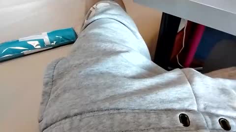 Asian office boy online show from October 2025 06:48:01 AM