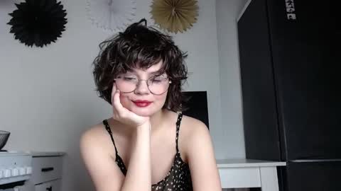 Snapshot of junnewers chatting on October 2025 12:22:02 AM JunneWers online show from October 2025 12:22:02 AM