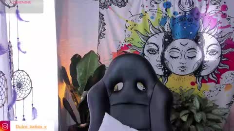 Snapshot of just_katiex chatting on February 2025 01:41:01 PM Sofia online show from February 2025 01:41:01 PM