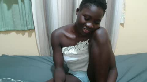 Lyra online show from October 2025 09:32:01 AM