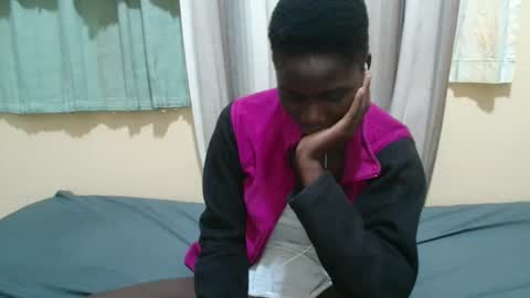 Lyra online show from November 2025 04:07:01 PM