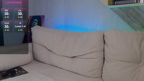 Samuel online show from February 2025 07:06:01 PM