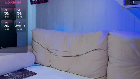 Samuel online show from March 2025 01:49:01 PM