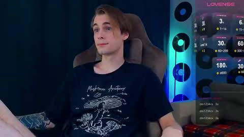 Samuel online show from October 2025 06:17:02 PM