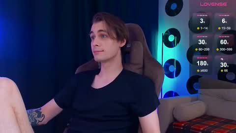 Samuel online show from October 2025 04:19:01 PM