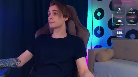 Samuel online show from October 2025 01:38:01 AM