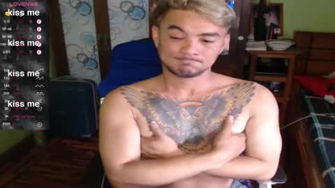 Snapshot of justcallmekarl chatting on December 2025 05:28:01 AM Karl online show from December 2025 05:28:01 AM