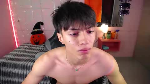 Snapshot of justin_grayy_ chatting on October 2025 05:03:01 PM Justin online show from October 2025 05:03:01 PM