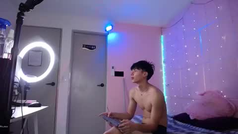 Snapshot of justin_grayy_ chatting on November 2025 09:14:01 PM Justin online show from November 2025 09:14:01 PM