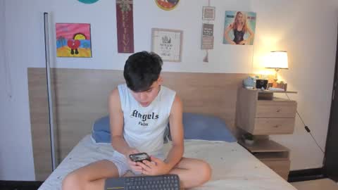 Justin online show from October 2025 12:36:01 PM