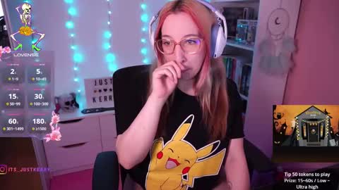 Snapshot of justkerryx chatting on October 2025 09:33:01 AM Kerry online show from October 2025 09:33:01 AM