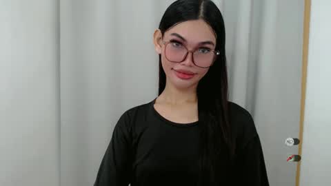 Snapshot of kaamy_dake chatting on October 2025 03:43:01 PM KAAMY online show from October 2025 03:43:01 PM