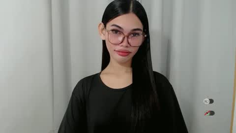 Snapshot of kaamy_dake chatting on October 2025 01:06:02 PM KAAMY online show from October 2025 01:06:02 PM