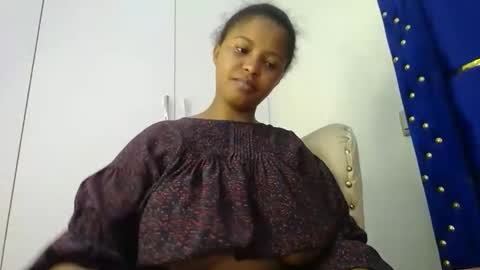 Snapshot of kadime001 chatting on November 2025 08:09:01 PM kadime online show from November 2025 08:09:01 PM