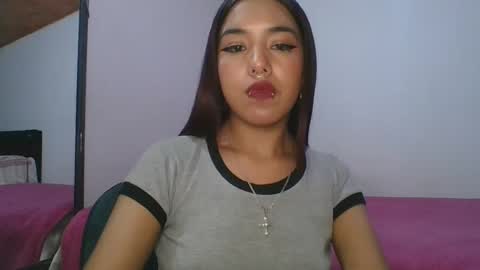 KAHELIINDEPENDENT MODEL online show from January 2025 11:26:01 PM