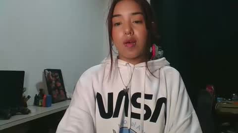 Snapshot of kahelipurple chatting on October 2025 11:23:01 PM KAHELIINDEPENDENT MODEL online show from October 2025 11:23:01 PM