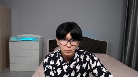 Snapshot of kai_chicken chatting on December 2025 08:26:01 PM Kai Chicken online show from December 2025 08:26:01 PM